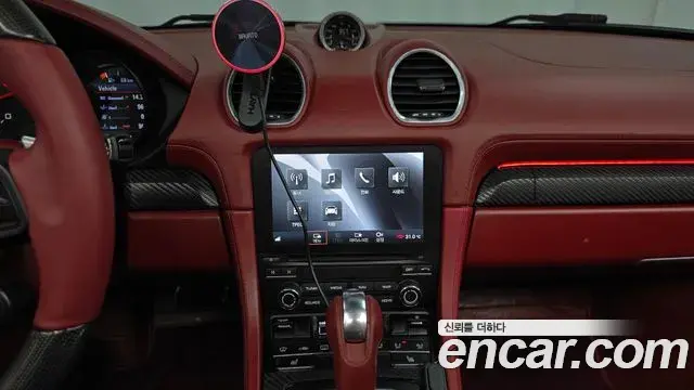 Porsche 718 Boxster 2019 — Şəkil 25/31