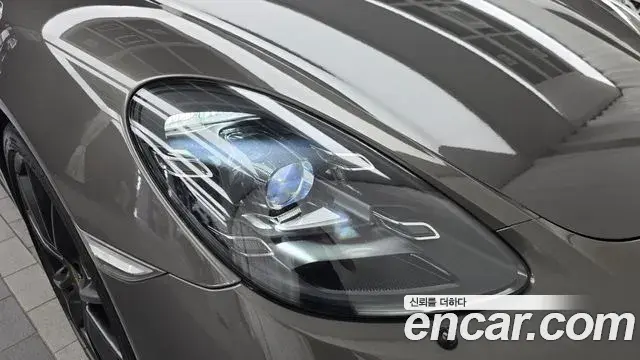 Porsche 718 Boxster 2019 — Şəkil 10/31