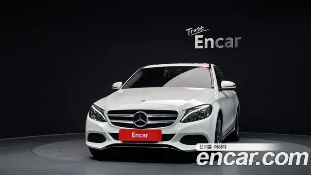 Mercedes-Benz C-Class 2018 — ფოტო 12/34