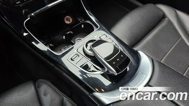 Mercedes-Benz C-Class 2018 — ფოტო 14/34