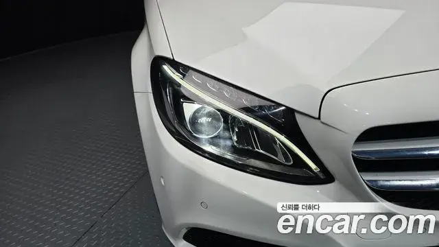 Mercedes-Benz C-Class 2018 — ფოტო 3/34