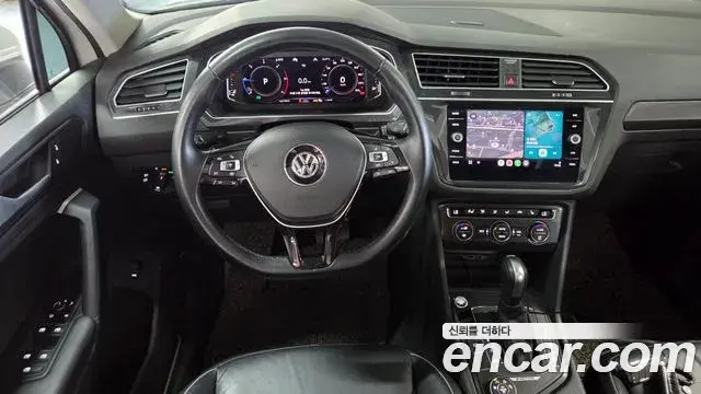 Volkswagen Tiguan 2020 — Фото 17/20