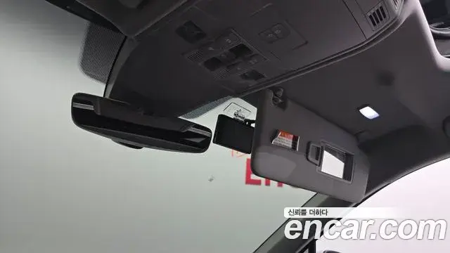 Volkswagen Tiguan 2020 — ფოტო 13/35