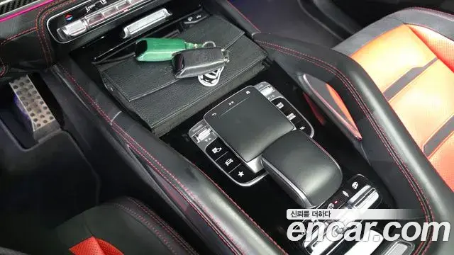 Mercedes-Benz GLE-Class 2022 — Фото 19/20