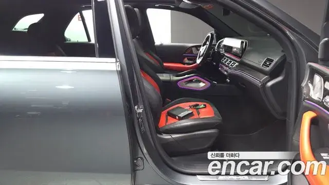 Mercedes-Benz GLE-Class 2022 — ფოტო 26/32