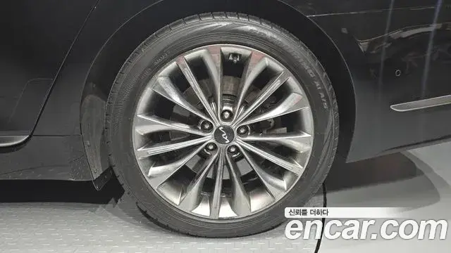 Kia The K9 2022 — Şəkil 17/36