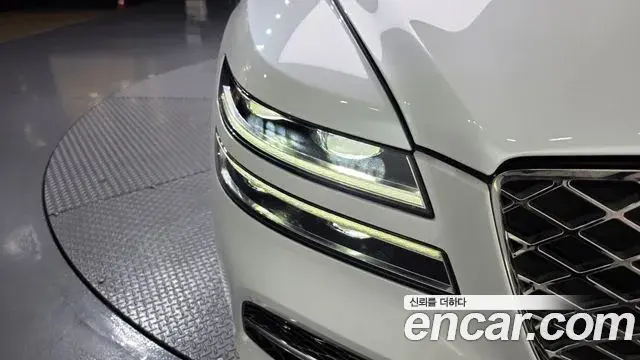 Genesis G80 2023 — Şəkil 15/38
