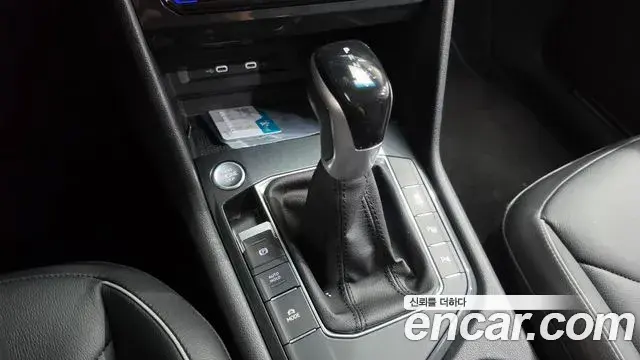 Volkswagen Tiguan 2022 — Photo 3/34