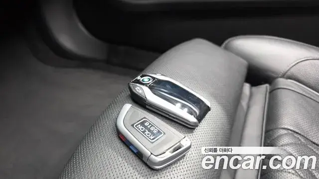 BMW 5 Series 2019 — Photo 7/42