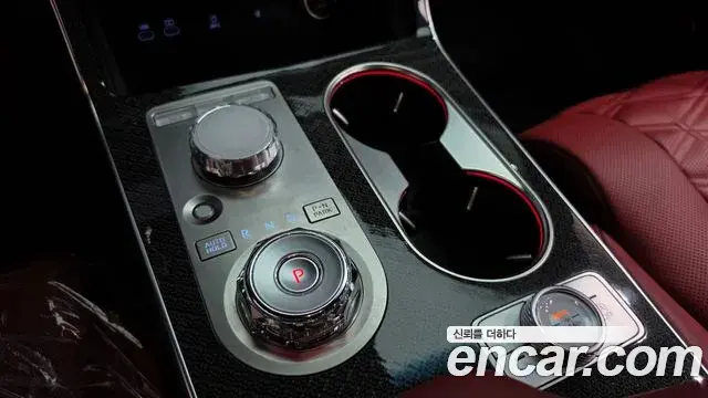 Genesis GV80 Coupe 2024 — ფოტო 20/41