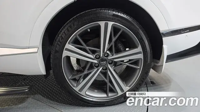 Genesis GV80 Coupe 2024 — ფოტო 24/41