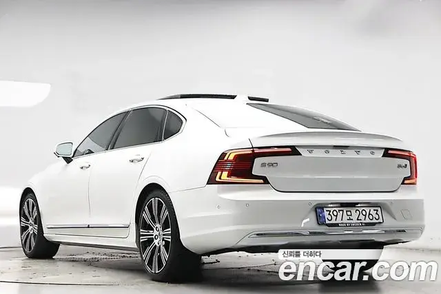 Volvo S90 2021 — ფოტო 9/20