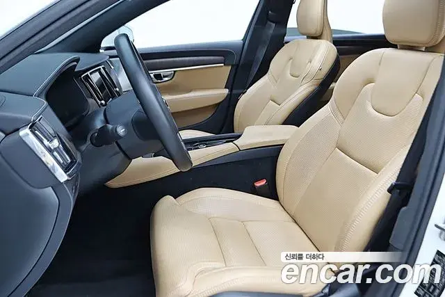 Volvo S90 2021 — ფოტო 15/20