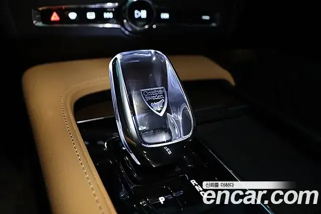 Volvo S90 2021 — ფოტო 4/20
