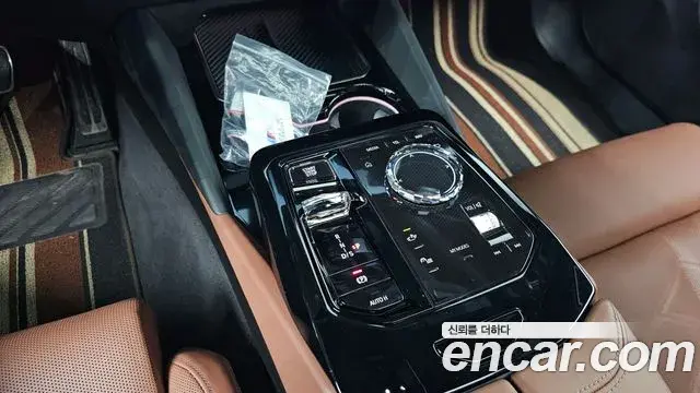 BMW 5 Series 2024 — Şəkil 19/37