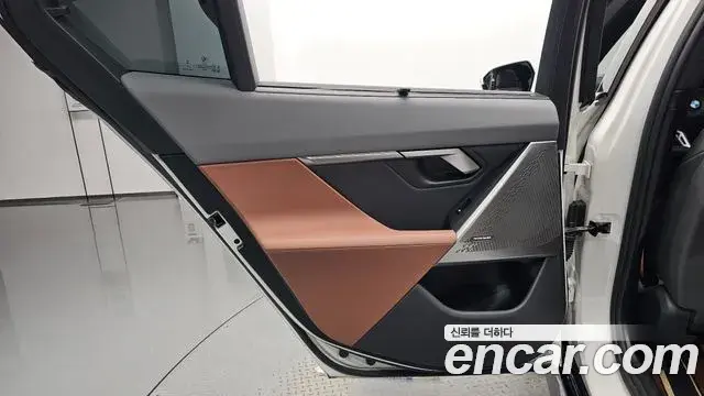 BMW 5 Series 2024 — Şəkil 2/37
