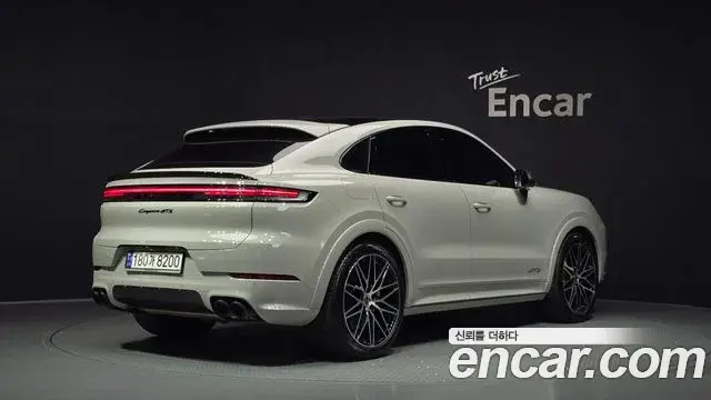 Porsche Cayenne 2025 — Şəkil 8/20