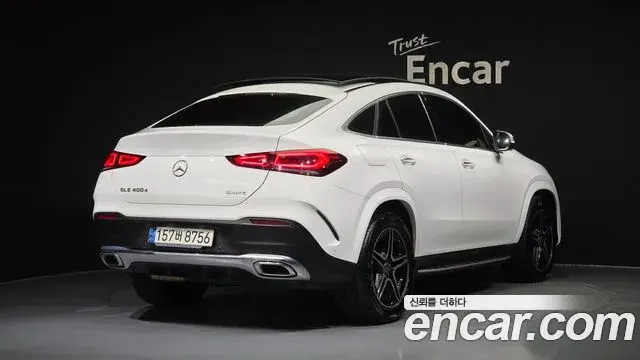 Mercedes-Benz GLE-Class 2021 — Фото 2/20