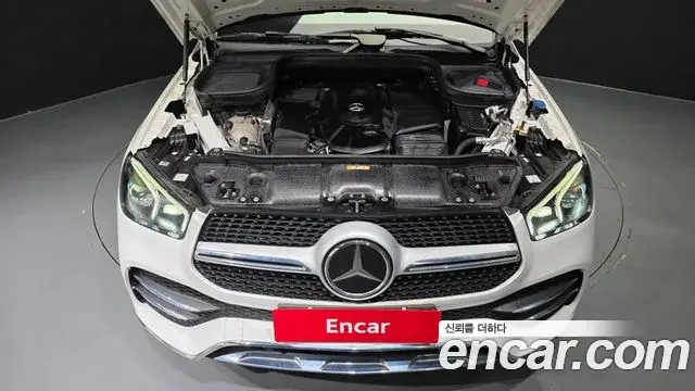 Mercedes-Benz GLE-Class 2021 — Фото 6/20