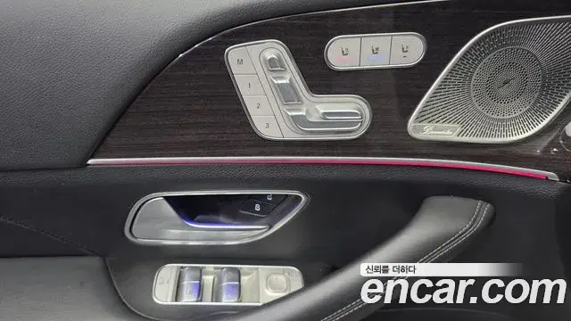 Mercedes-Benz GLE-Class 2021 — Фото 13/20