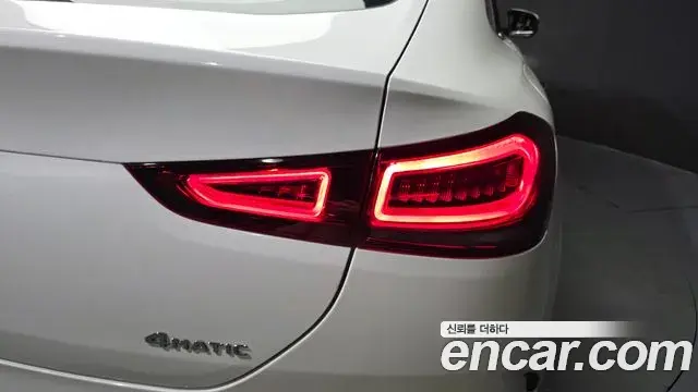 Mercedes-Benz GLE-Class 2021 — Şəkil 11/37