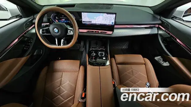 BMW 5 Series 2026 — Photo 7/35