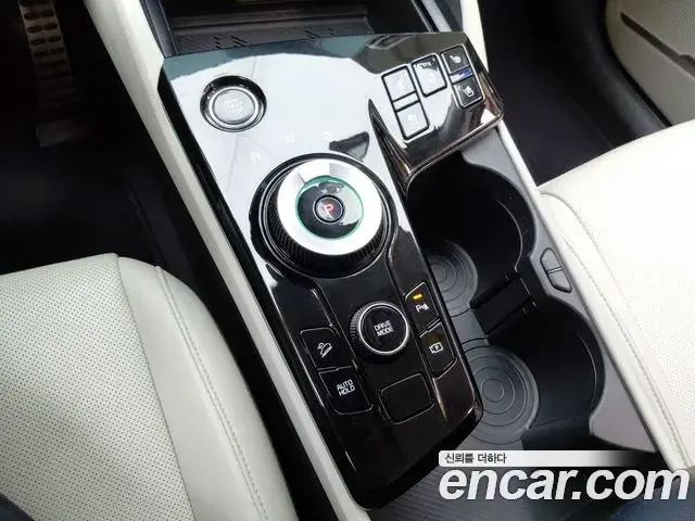 Kia Sportage 2023 — Фото 9/20