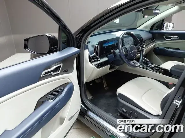 Kia Sportage 2023 — Фото 10/20