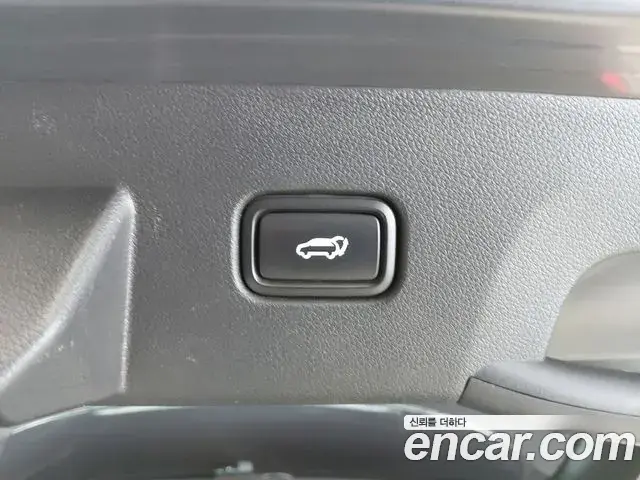 Kia Sportage 2023 — Фото 16/20