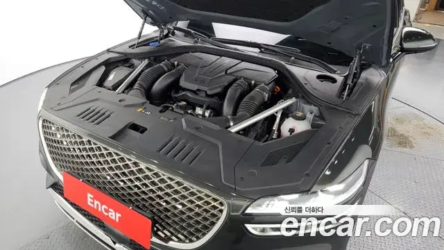 Genesis GV70 2024 — ფოტო 15/34