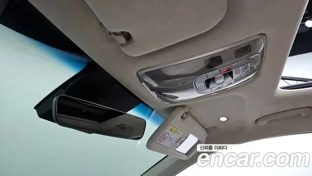 Genesis GV70 2024 — ფოტო 31/34