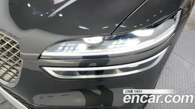 Genesis GV70 2024 — ფოტო 8/34