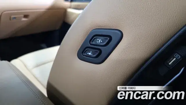 Kia Sorento 2023 — Фото 17/20