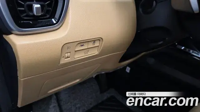 Kia Sorento 2023 — ფოტო 29/34