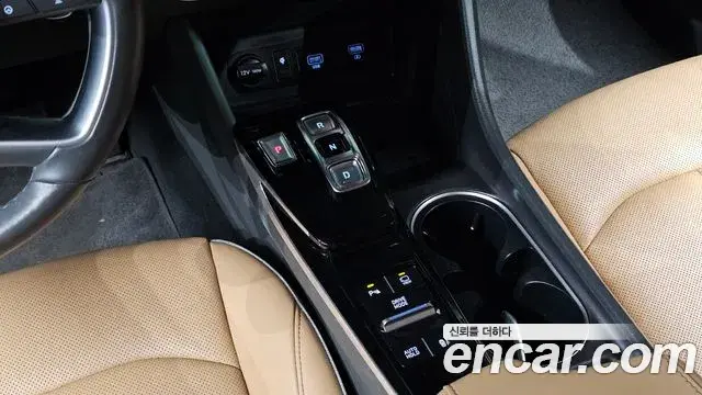 Hyundai Sonata 2021 — Фото 9/20
