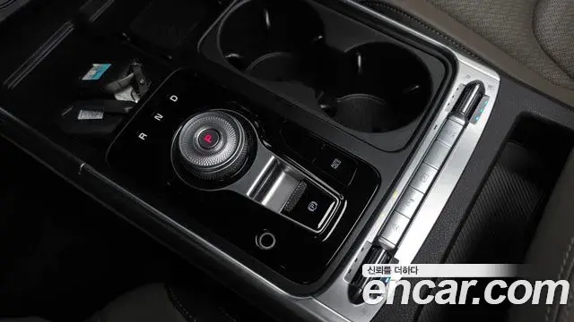 Kia Carnival 2025 — ფოტო 26/35