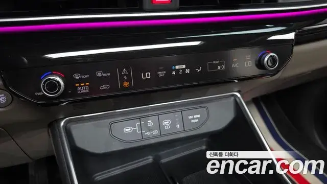 Kia Carnival 2025 — ფოტო 18/35