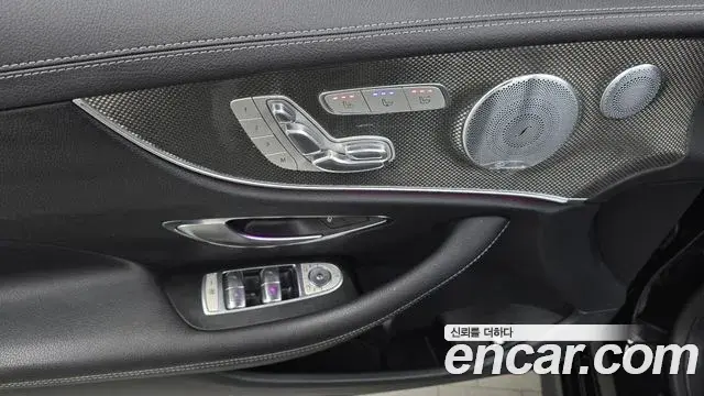 Mercedes-Benz E-Class 2019 — Фото 18/20