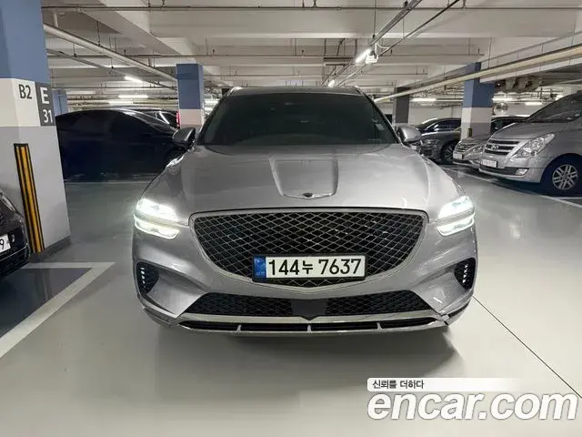Genesis GV70 2021 — Photo 5/10