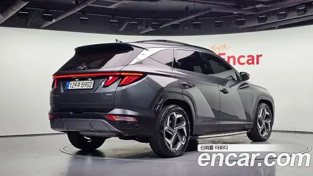 Hyundai The New Tucson 2022 — Фото 2/20