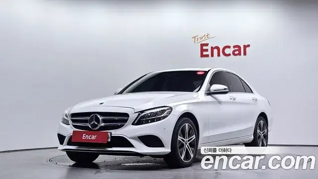 Mercedes-Benz C-Class 2020 — Фото 1/20