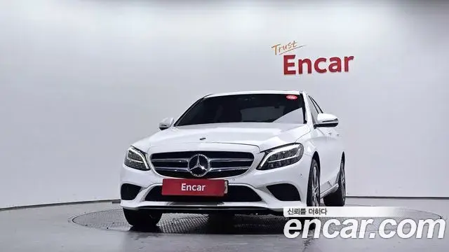Mercedes-Benz C-Class 2020 — Фото 3/20