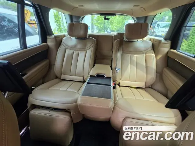 Land Rover Range Rover 2022 — Photo 10/14