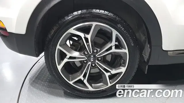 Kia Sportage The Bold 2019 — Фото 5/20