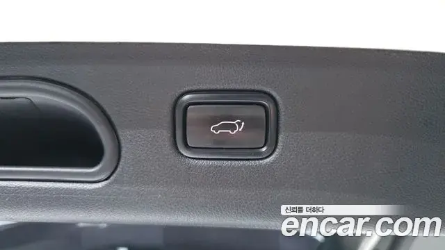Kia Sportage The Bold 2019 — Photo 24/33