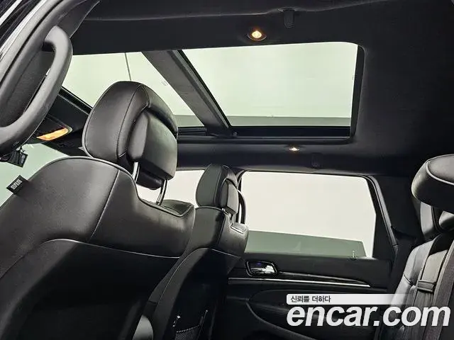 Jeep Grand Cherokee 2021 — Şəkil 17/20