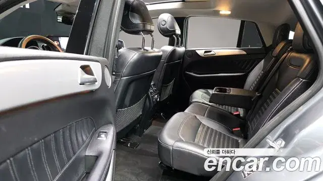 Mercedes-Benz GLE-Class 2018 — Фото 11/20