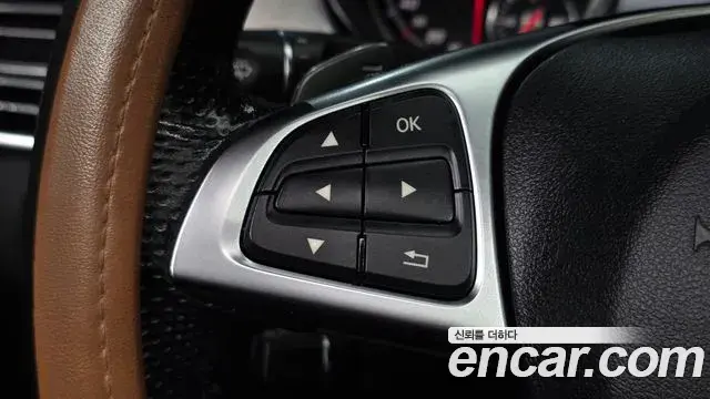 Mercedes-Benz GLE-Class 2018 — ფოტო 6/36