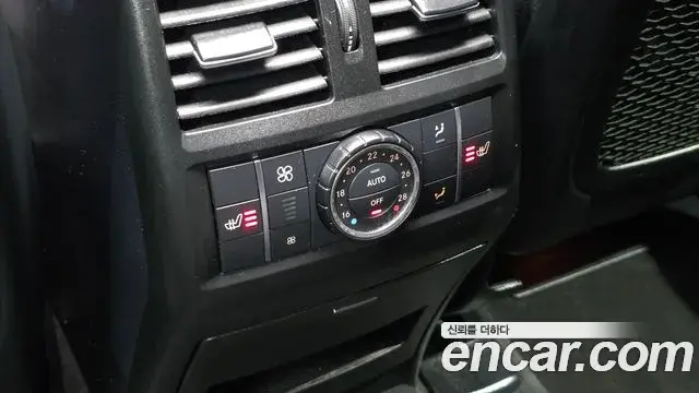 Mercedes-Benz GLE-Class 2018 — ფოტო 7/36