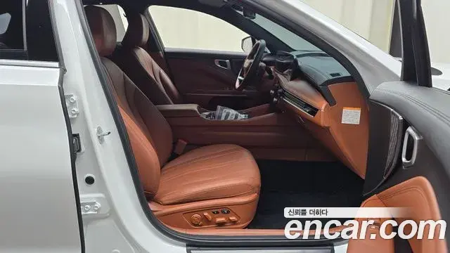 Kia K8 2024 — Photo 3/37